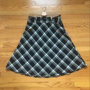 East 5th Plaid Skirt Size 8